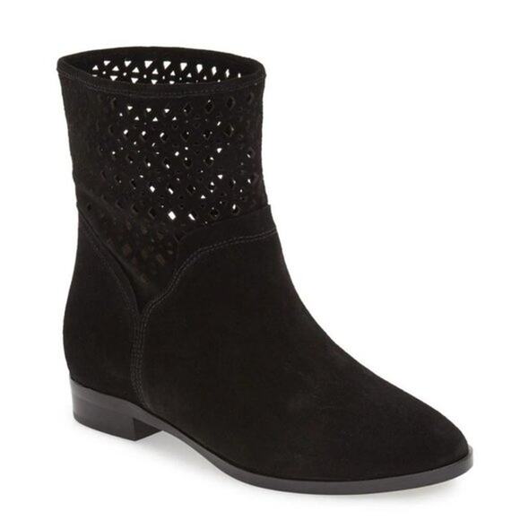 Micheal Kors Leather Perforated Sunny Flat Ankle Boots Black 5M - Picture 1 of 11